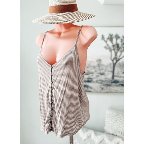 American Eagle Blush Skies & Daydreams Soft + Sexy button drapey Tank - Picture 1 of 3